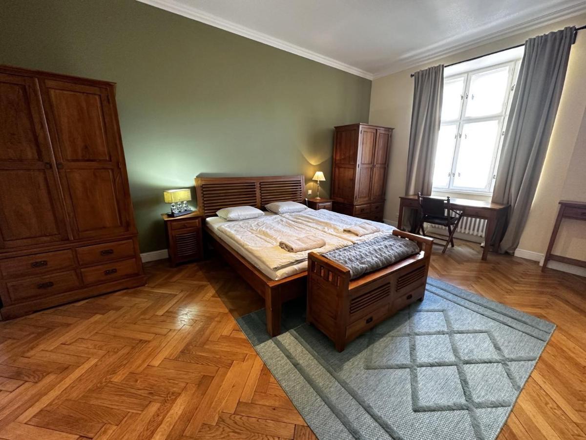 Gorkeho Apartment In City Centre 布拉迪斯拉发 外观 照片