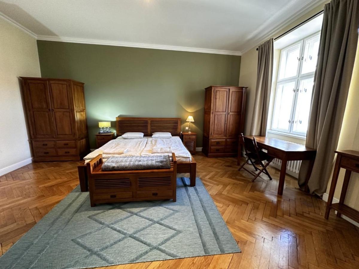 Gorkeho Apartment In City Centre 布拉迪斯拉发 外观 照片